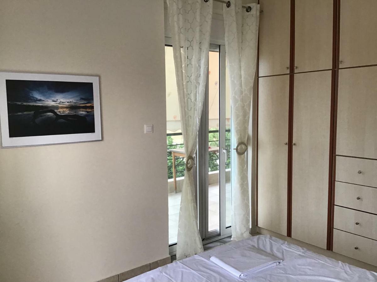 Ourania'S Apartments Kamena Vourla Ngoại thất bức ảnh