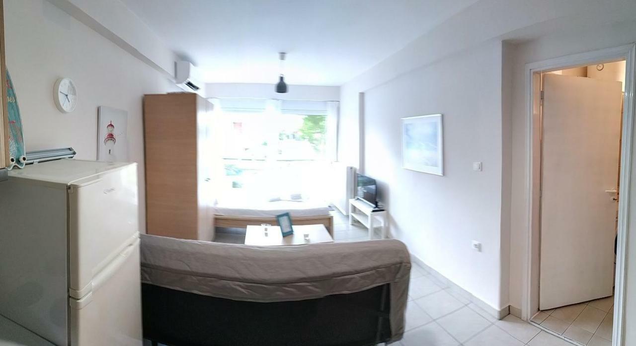 Ourania'S Apartments Kamena Vourla Ngoại thất bức ảnh