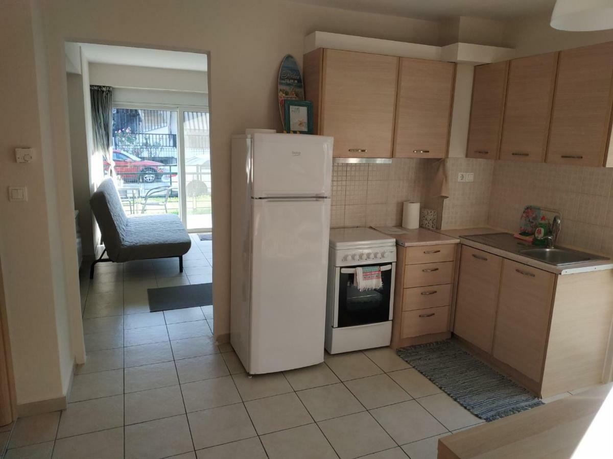 Ourania'S Apartments Kamena Vourla Ngoại thất bức ảnh